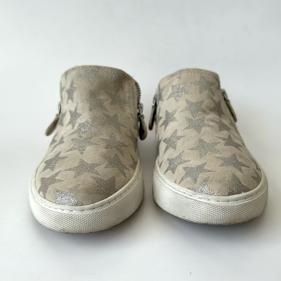 Gentle Souls Lowe Metallic Star Print Leather Sneakers Slip On Zip Up Size 7.5 - Picture 4 of 7